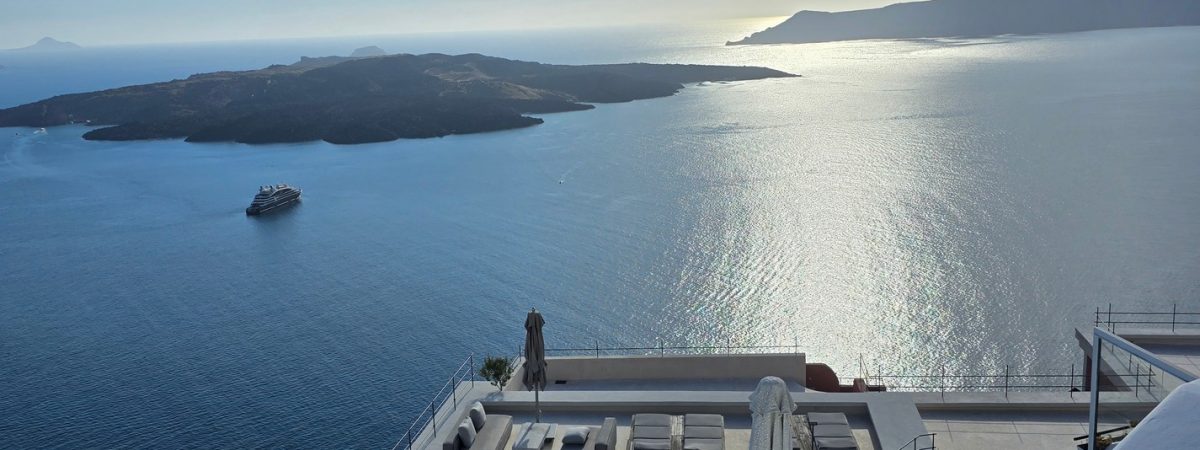 etherealblue-santorini_20250419_174847